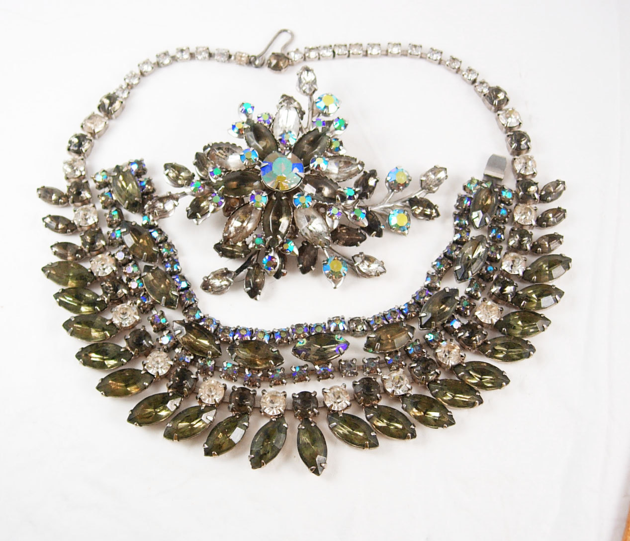 Vintage FABULOUS HOLLYWOOD rhinestone Parure Necklace bracelet HUGE brooch - $310.00