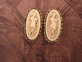 Vintage Art Nouvueau Goddess Cameo Earrings - £43.45 GBP