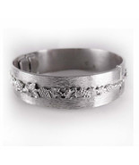 Whiting &amp; Davis Bangle Bracelet Vintage Grape Leaf Relief Hinged Oval Sh... - €57,32 EUR