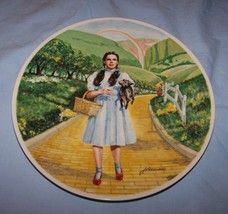 1977 Wizard of Oz &quot;Over the Rainbow&quot; Dorothy, Toto-Knowles Collector Plate - £12.95 GBP