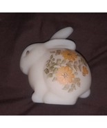 Fenton Glass Satin Custard Bunny Rabbit Hand Painted &amp; Artist Signed N R... - £67.62 GBP