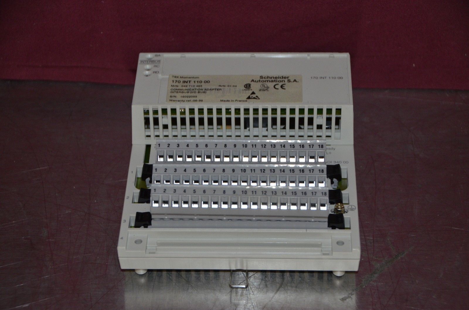 Schneider Modicon TSX Momentum 170ADI34000 Base &amp; 170INT11000 Adapter - $157.50