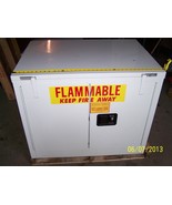 A &amp; A SHEET METAL PRODUCTS SECURALL FLAMMABLE  SAFETY STORAGE CABINET - €673,06 EUR