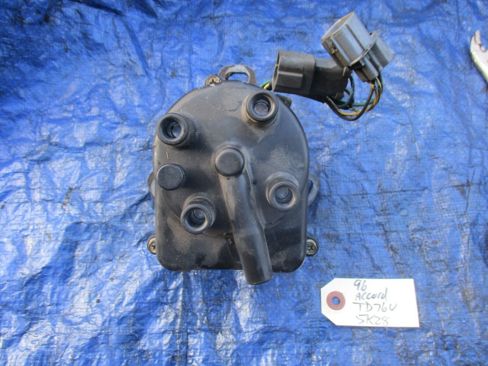 1996 Honda Accord TD76U distributor assembly OEM Electronic Distributor ... - $129.99