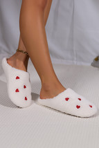 White Heart Shape Embroidered Slip On Plush Slippers - $101.79 MXN