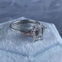 3 Pierre Igi 2.05Ct D-VVS2 Émeraude Coupe Labo Grown Bague Diamant 14K O... - $2,237.73