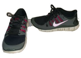 Nike Run Natural Free And Flexible 8 - $30.00
