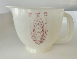 Vintage Tupperware Mix N Store 8 Cup 2Qt Measuring Bowl Pitcher No Lid 5... - $10.84
