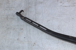2006-2010 BMW E90 335i SEDAN FRONT RH PASSENGER SIDE WINDSHIELD WIPER ARM K6877 image 2