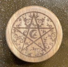 Pentacle Pentagram 2.5" Herb Grinder! - $9.85 Pentacle Pentagram 2.5" Herb Grinder! - $9.85