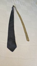 Tommy Hilfiger Men&#39;s  dotted  Tie 100% Silk - £5.66 GBP