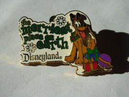 Disney Trading Broches 16319 DLR - The Merriest Placer Sur Terre 2002 ( Pluto) - £11.12 GBP