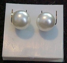 Pearl Earring Pierced Ears - £3.11 GBP