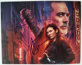 An item in the Entertainment Memorabilia category: Jeffrey Dean Morgan & Lauren Cohan Signed Autographed "Walking Dead" 8x10 Photo