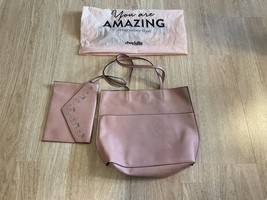 Lot of 2 Bag and Wristlet Women’s Pink Medium Handbag - $20.57