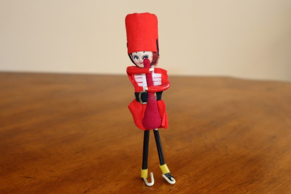 VTG SOLDIER MARCHING BAND Horn Christmas FIgure Felt Wire Spun Cotton He... - $17.10
