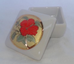 Vintage Mica CHOKIN Porcelain Trinket Box - £6.34 GBP