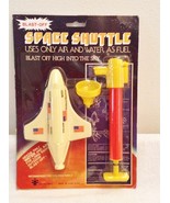 Vintage NASA Enterprise Space Shuttle Toy ON CARD 70&#39;s 80&#39;s Era - $1,299.31 MXN