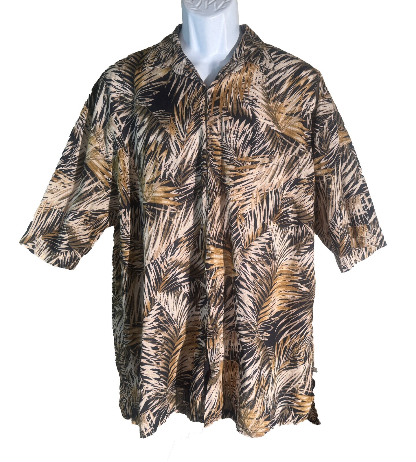 BAMBOO CAY Men&#39;s Short Sleeve Button Down Bamboo Design Shirt XL - $10.88