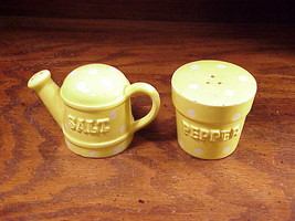 Polka Dot Yellow Watering Can Ceramic Salt &amp; Pepper Shakers made by Enesco - £7.15 GBP