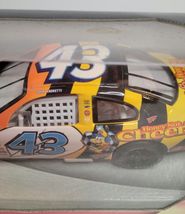 Hot Wheels John Andretti Cheerios No. 43 Nascar 2002 1:24 Scale image 2