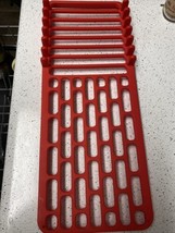 red dish drainer - £3.93 GBP