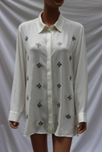 CHICO&#39;S BLOUSE WOMENS SIZE 2 IVORY CREAM BUTTON DOWN FACETED GEMS SHIRT ... - £10.99 GBP