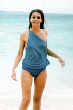 Lindsay Wagner 4x6 inch photo sexy pose in skimpy outfit on beach 1970&#39;s - $4.75
