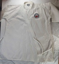 Bold Look Martial Arts Gi Karate Top Adult Size 8 White 39&quot; L x 28&quot; Chest Patch - £14.78 GBP