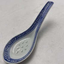 Soup Spoon Asian Pocelain Hand Painted White Blue Footed  China Vintage - $10.28