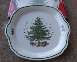 Nikko Christmastime 10&quot; Serving Tray With Tab Handles w/ Box /Japan  - £15.94 GBP