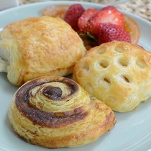 Cinnamon Roll, Apple Pocket, Pain Au Chocolat Mini Danish, Frozen, Unbaked - 60  - £99.32 GBP