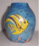 1994 WASSI ART JAMAICA HANDMADE CERAMIC VASE BY DWAYNE - $803.39 MXN