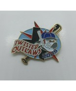 2005 Twisted Outlaws Baseball 1.5&quot; Collectible Lapel Hat Pin - $192.49 MXN