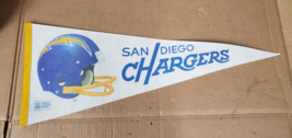 Vintage San Diego Chargers Football Flag Pennant Button - £43.71 GBP