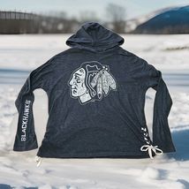 Chicago Blackhawks Hooded Shirt Womans Size XL Hockey Sports Outdoor Lon... - $20.79