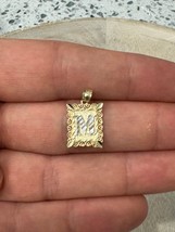 10k Solid Yellew Gold Initial Letter Plate, Pendant A-Z Alphabet Charm - £79.91 GBP