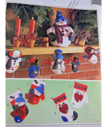 McCall&#39;s 9444 Frosty Snowman Mittens Christmas garlands stockings crafts... - $9.49 CAD