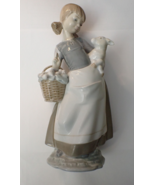 LLARDO Girl with sheep 4835 Spain 9.5&quot; Collectible Figurine - $1,840.36 MXN