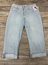 LEE Slender Secret Lower on the Waist Size 10 M Light Denim Jeans Capri ... - £14.73 GBP