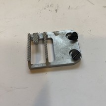 New Home Sewing Machine L-352 Replacement OEM Part Feed Dog - £9.89 GBP