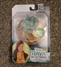 Disney RAYA &amp; The Last Dragon The Light of Kumandra Necklace Light Up Flower - $9.74