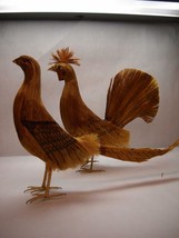 SET OF 2 Home Décor STRAW Wire BIRDS 1 CHICKEN 1 Long TAIL Various COLORS - £75.40 GBP
