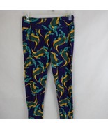 New LuLaRoe Tall &amp; Curvy Leggings With Alligators Design - $21.50 CAD