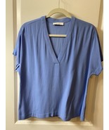Samsoe Samsoe Women&#39;s XS Hamill Short Sleeve V-Neck Shirt Blue Bonnet - $564.31 MXN