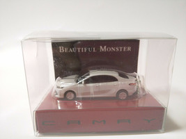 TOYOTA CAMRY Light Keychain Platinum white pearl PullBack Mini Car JAPAN - $27.70