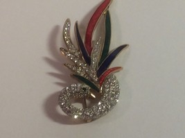SWAN BROOCH WITH CRYSTAL RHINESTONES AND ENAMELING IN RED, GREEN AND BLUE - £9.36 GBP