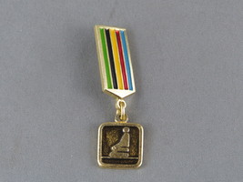 Vintage Summer Olympic Games Pin - Moscow 1980 Judo Event- Medallion Pin - $285.59 MXN