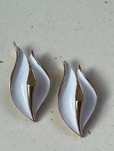 Vintage Lot of White Enamel &amp; Goldtone Abstract Leaves Pin Brooch – 1 and 1/8th’ - £11.76 GBP