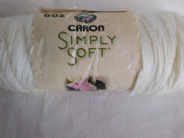 Caron Simply Soft Off White No dye Lot (CC) - $4.99